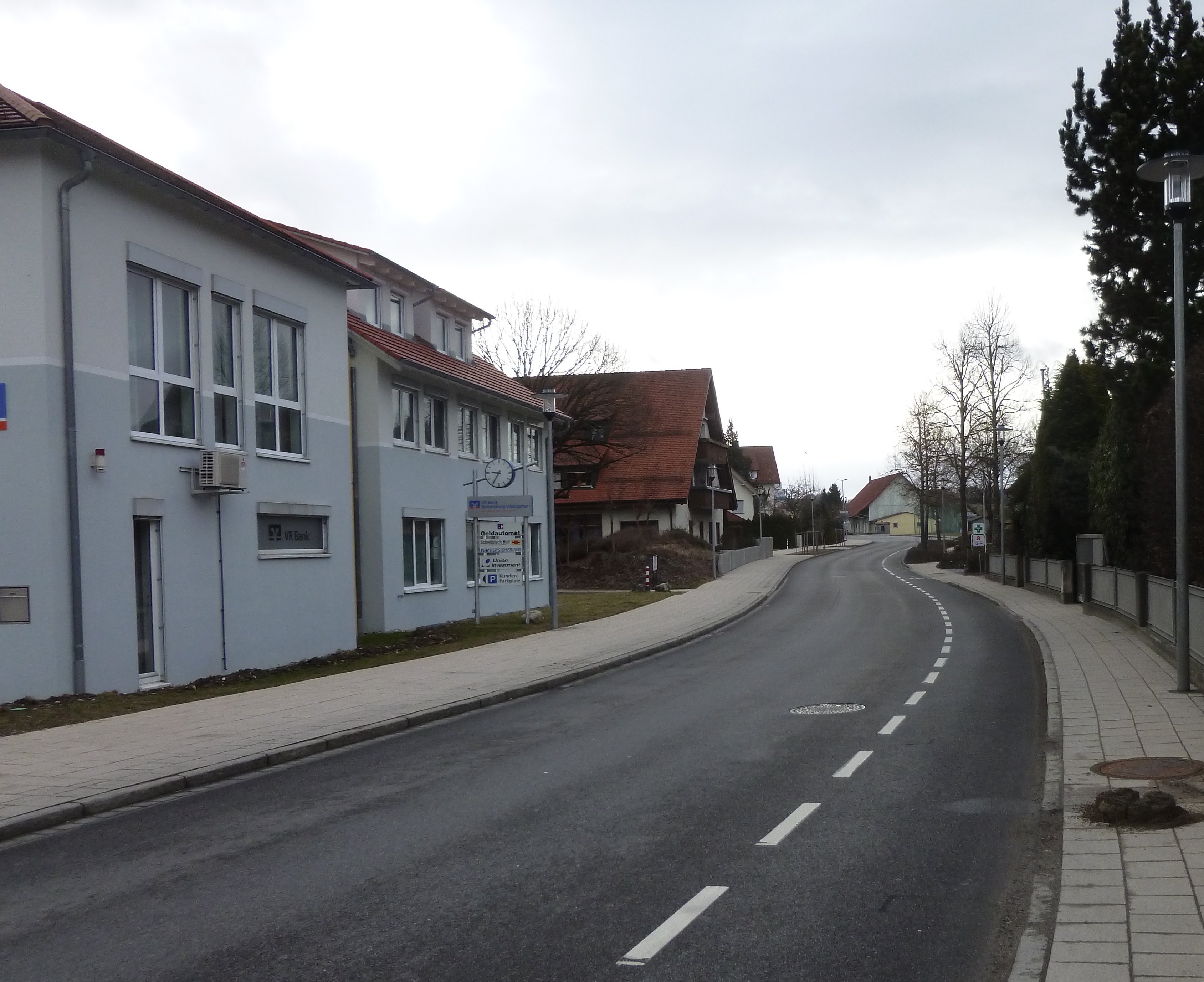  Verwaltungs- und VR-Bankgebäude Ravensburger Straße 12 